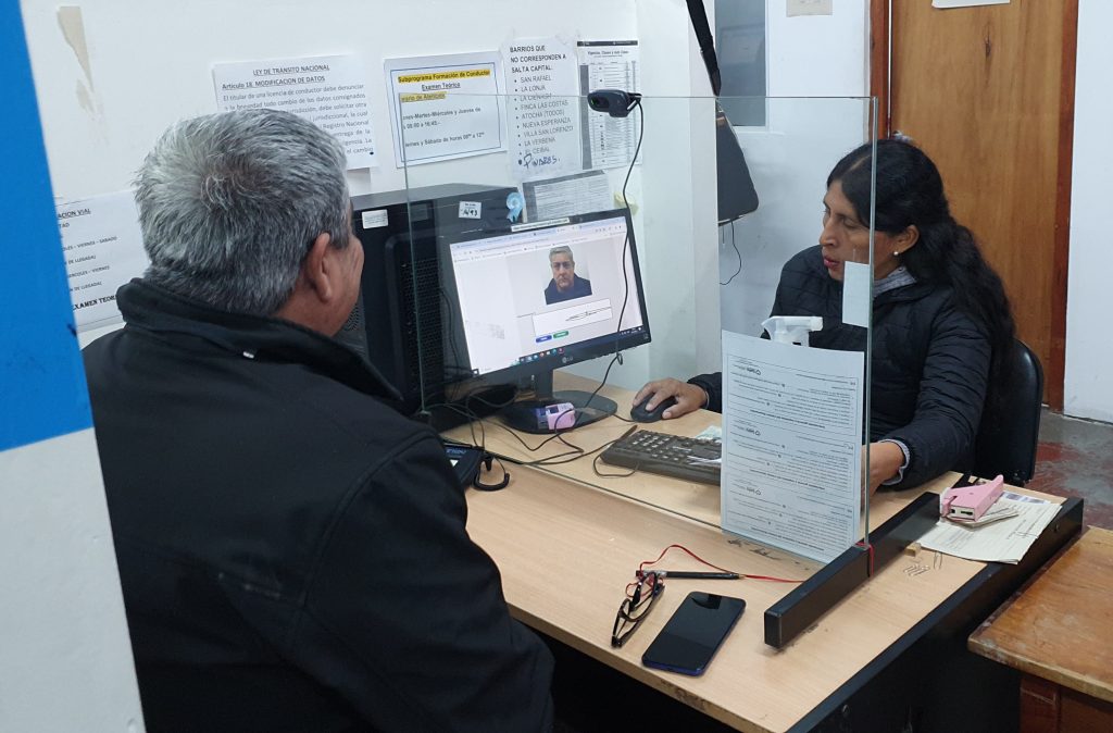 tramite-licencias1-1024x674