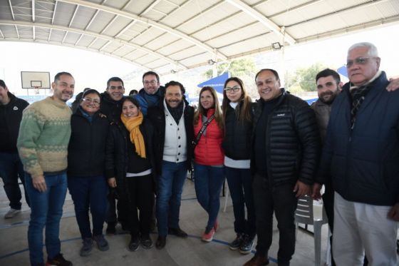 96688-villa-mitre-el-gobernador-saenz-y-el-intendente-durand-visitaron-los-stands-del-programa-la-muni-en-tu-barrio-20240713204617