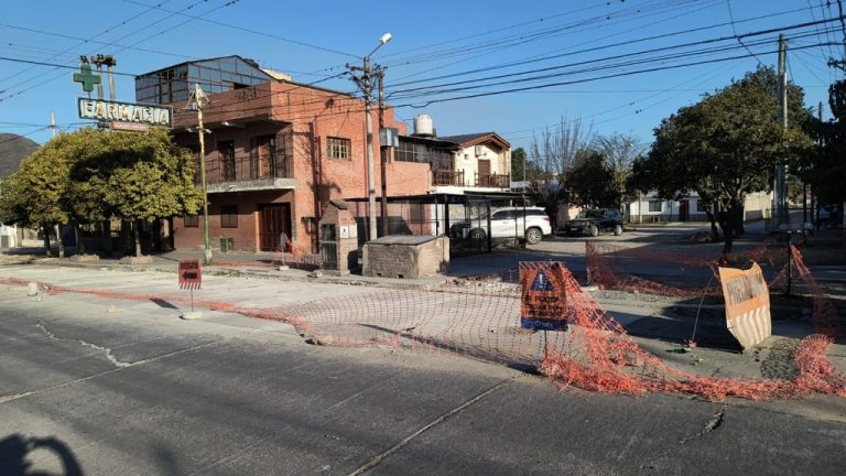 hormigonado-sobre-calle-dean-funes-1024x576