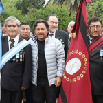 El Gobernador acompañó al pueblo de Coronel Moldes en la inauguración de una plaza en homenaje a sus excombatientes de Malvinas