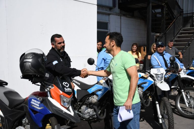 entrega-de-vehiculos-10-1024x682