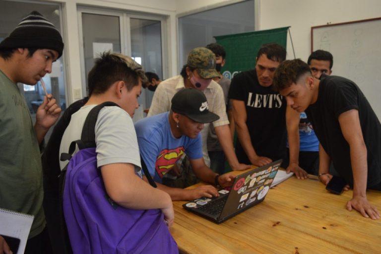 game-jam-salta-2-1024x681