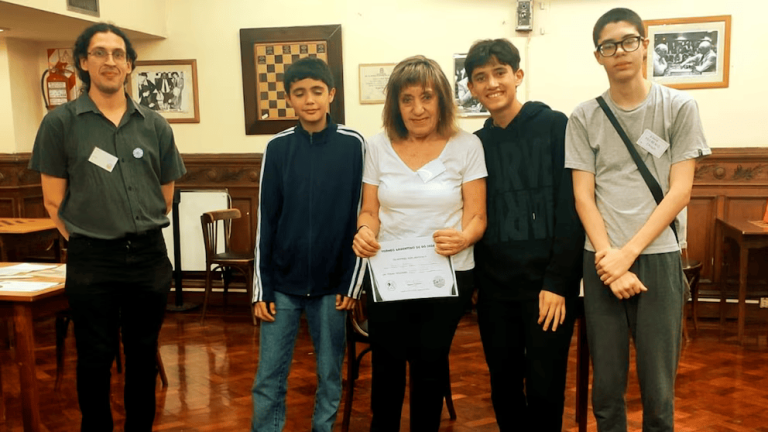 MDWI6RM4NBDBRBXB5AAWR4VREA